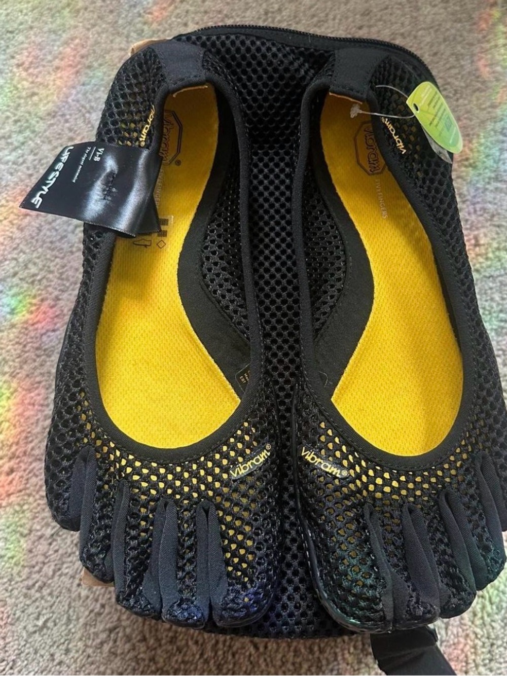 Vibram fivefingers vi-b in black. Women’s size 42 9-9.5. - Picture 1 of 4
